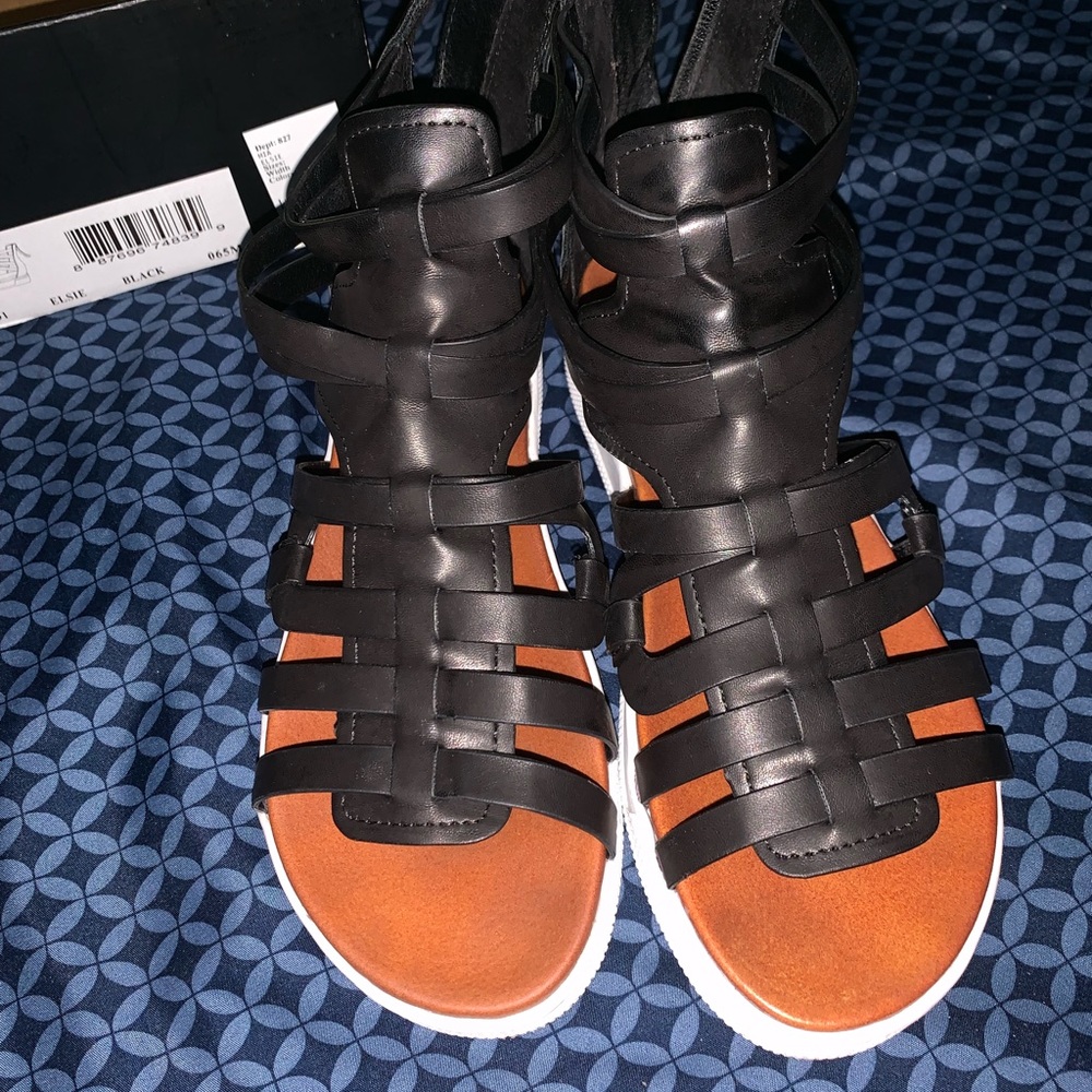 MIA Black Sandals